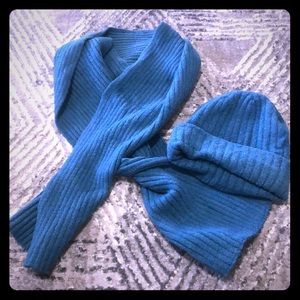 Matching scarf and hat set
